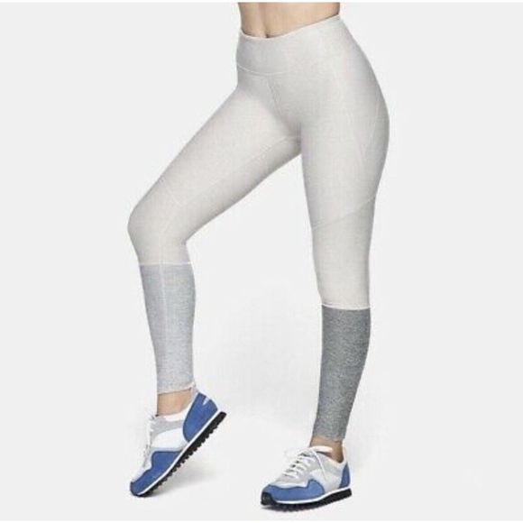 Outdoor voices 7/8 dipped leggings -size small - color oatmeal/dove/ash - Picture 1 of 9